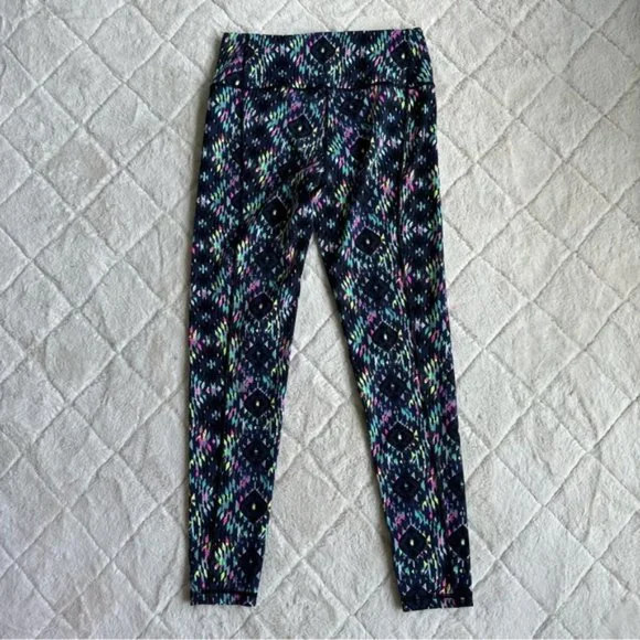 Victoria's Secret VSX SPORT | "Mayan Temple" Knockout Leggings | Size Medium - Picture 3 of 10